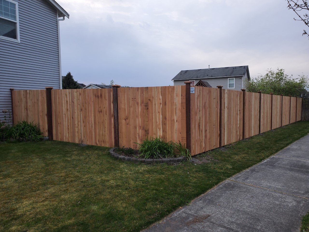 Cedar fencing basic style