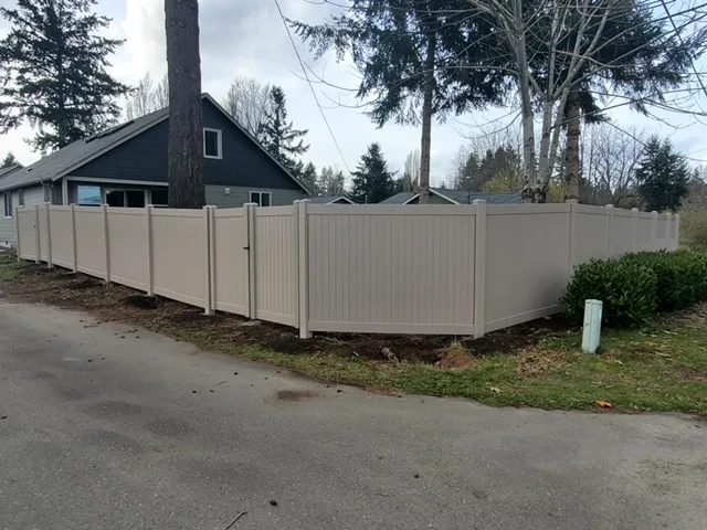 Vinyl fencing project