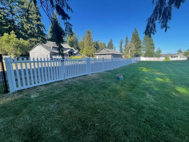 Vinyl fencing project